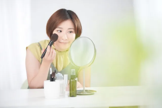 整体には化粧をしていてもよい？おすすめの持ち物についてもご紹介！